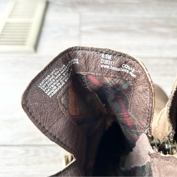 Born Leandra Gray Distressed Leather Boots Side Zip - Picture 12 of 13